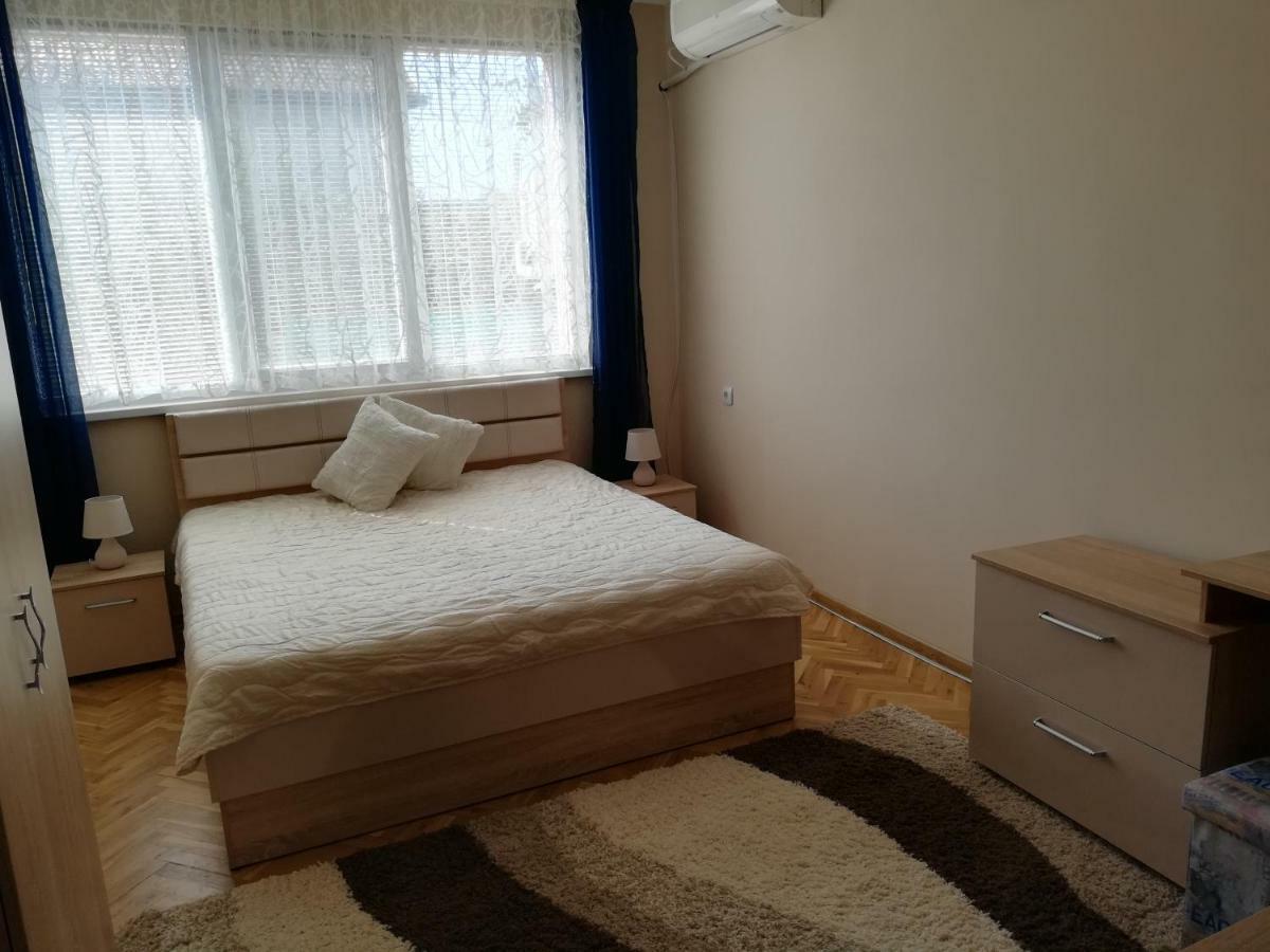 Guest House Krasi Ovoshtnik Екстер'єр фото